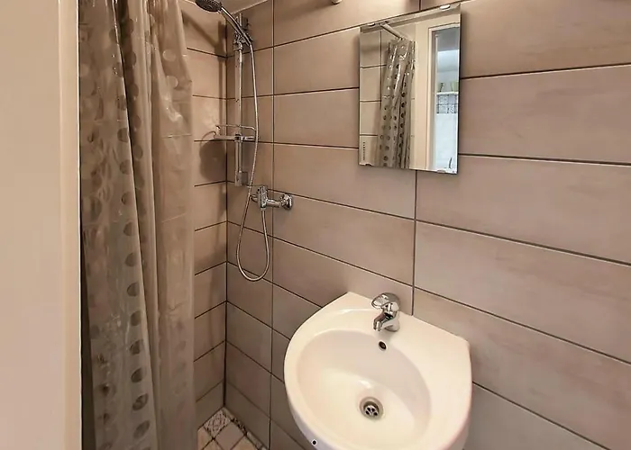 شقة Cute In Center. Capsule Apartment!